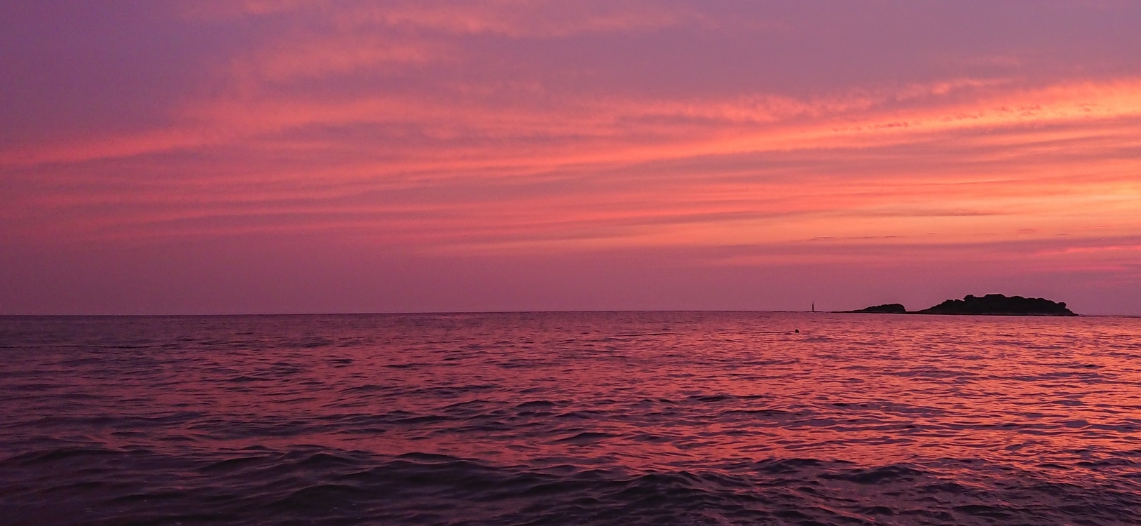 mare rosso tramonto fiverr