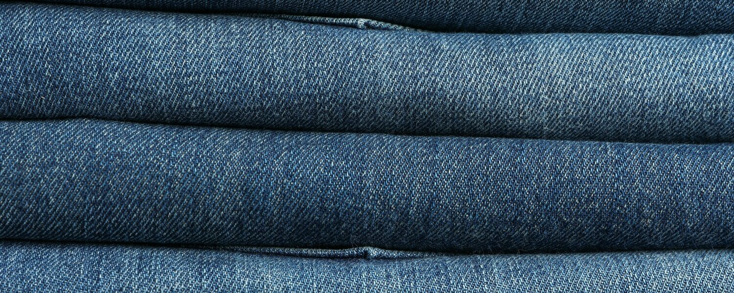 stock di jeans pubblicità